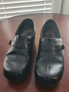 Dansko Black Leather Women's Slip-On Clogs